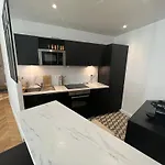 Hotel De Ville Paris